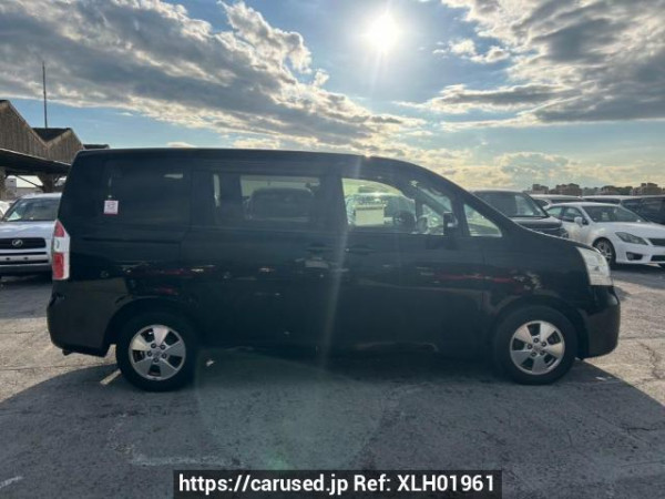 Used 2007 AT toyota noah ZRR70G Image[7]
