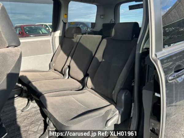 Used 2007 AT toyota noah ZRR70G Image[15]