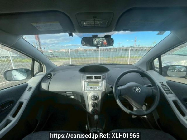 Used 2011 AT toyota vitz KSP90 Image[18]