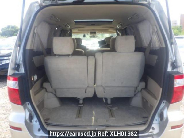 Used 2005 AT toyota alphard MNH10W Image[8]