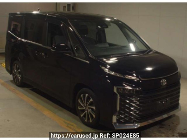 Used 2022 AT toyota voxy MZRA90W Image[0]