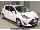 Toyota Aqua NHP10