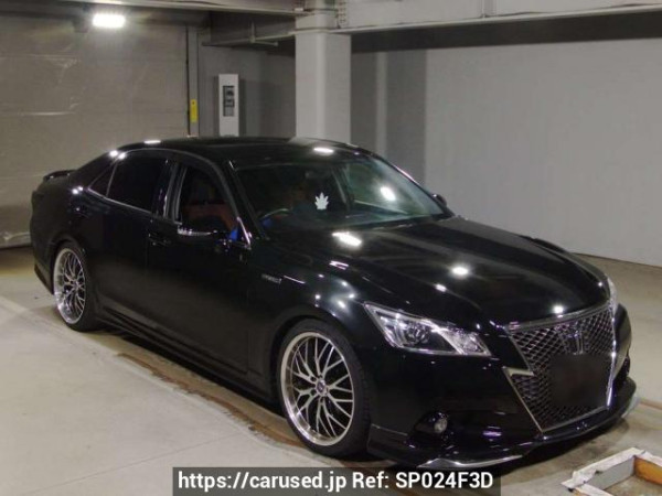 Used 2013 AT toyota crown-hybrid AWS210 Image[2]