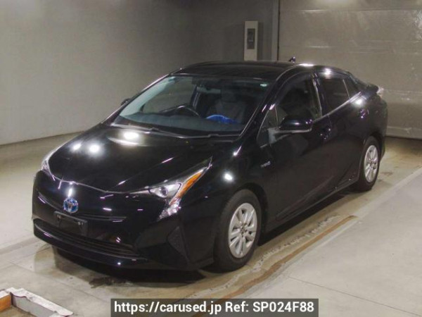 Used 2016 AT toyota prius ZVW50 Image[0]
