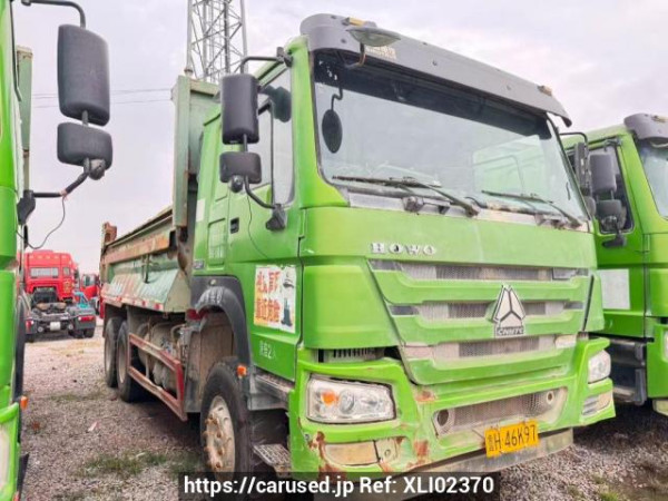 Used 2019 MT howo 340 ZZ3257N3847E1 Image[1]