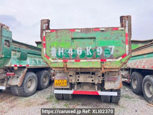 Used 2019 MT howo 340 ZZ3257N3847E1 Image[2]