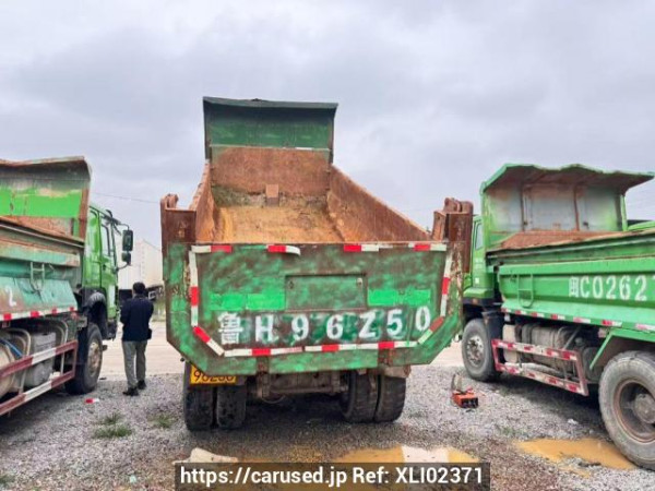 Used 2019 MT howo 340 ZZ3257N3847E1 Image[23]