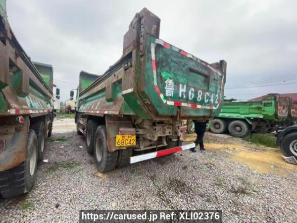 Used 2019 MT howo 340 ZZ3257N3847E1 Image[7]