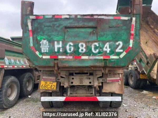 Used 2019 MT howo 340 ZZ3257N3847E1 Image[8]