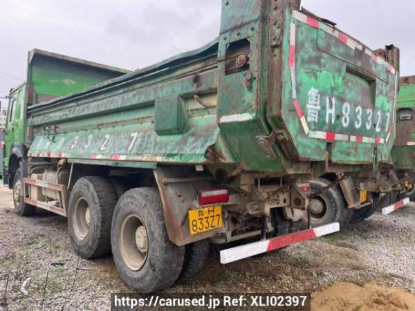 Used 2019 MT howo 340 ZZ3257N3847E1 Image[8]