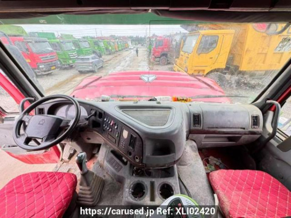 Used 2018 MT howo 380 ZZ3317N4607E1 Image[16]