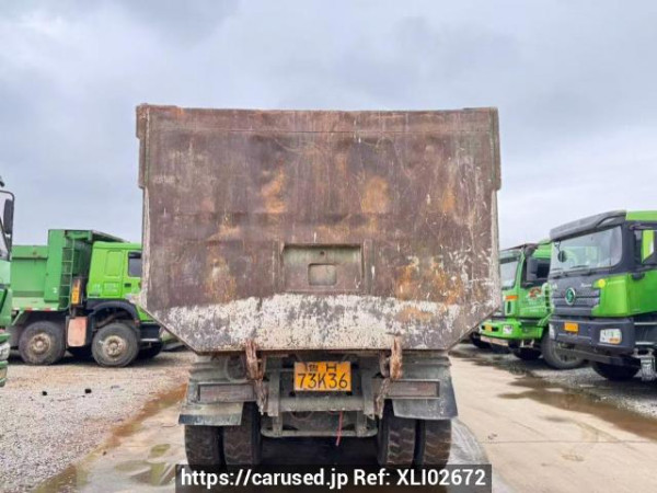 Used 2019 MT howo 380 ZZ3257N4147E1 Image[4]