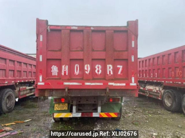 Used 2020 MT howo 440 ZZ3317N4267E1 Image[4]