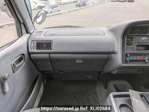 Used 2002 AT toyota hiace-wagon RZH111G Image[15]
