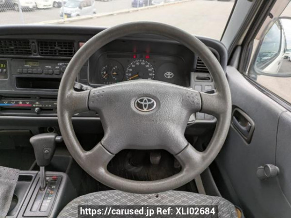 Used 2002 AT toyota hiace-wagon RZH111G Image[16]