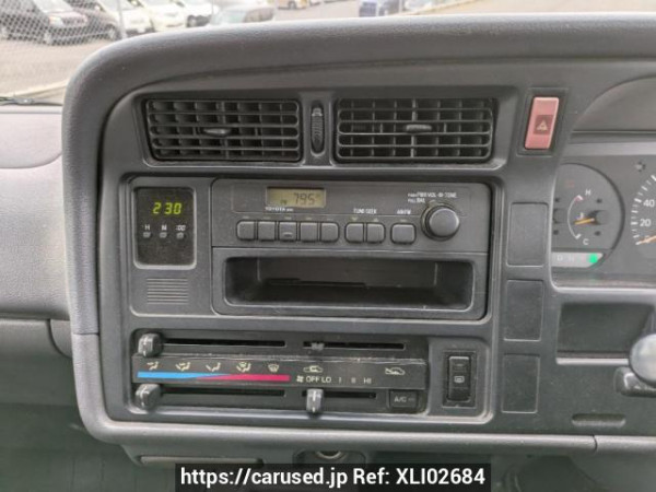 Used 2002 AT toyota hiace-wagon RZH111G Image[19]