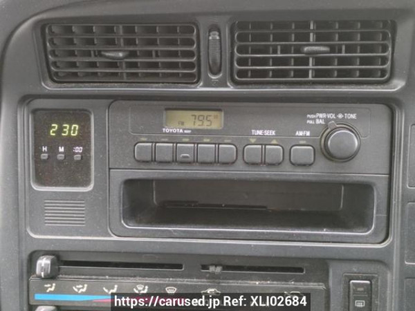 Used 2002 AT toyota hiace-wagon RZH111G Image[20]