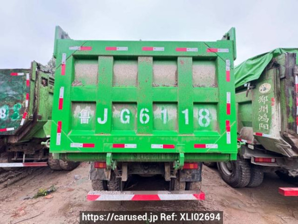 Used 2021 MT shacman x3000 SX33105C326 Image[3]