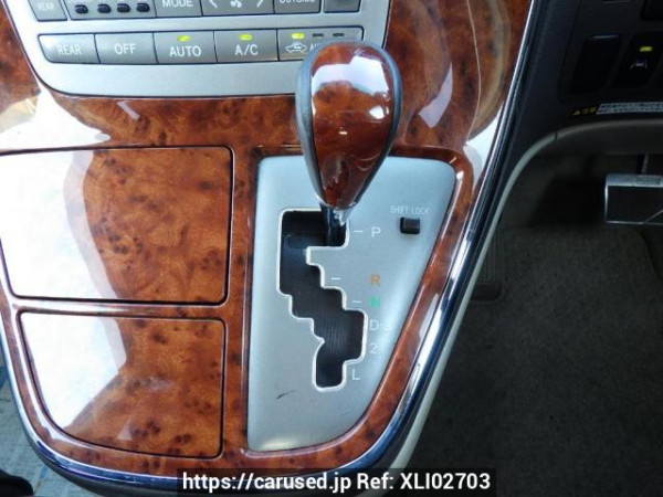Used 2004 AT toyota alphard MNH10W Image[28]