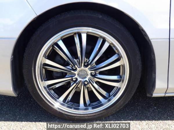 Used 2004 AT toyota alphard MNH10W Image[32]