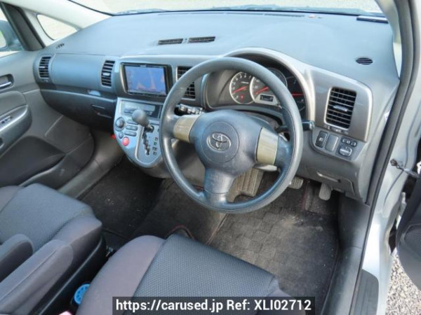 Used 2004 AT toyota wish ANE10G Image[14]
