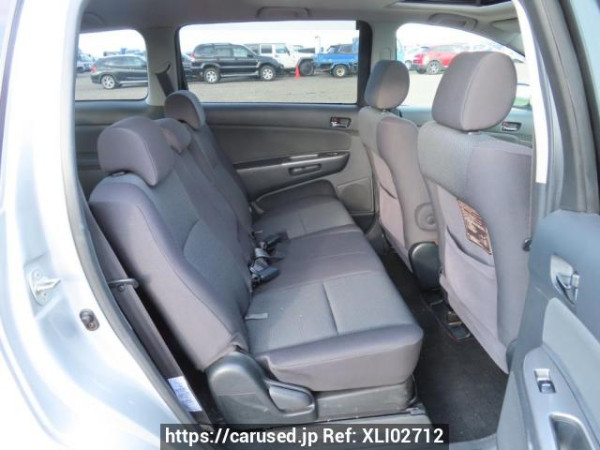 Used 2004 AT toyota wish ANE10G Image[16]
