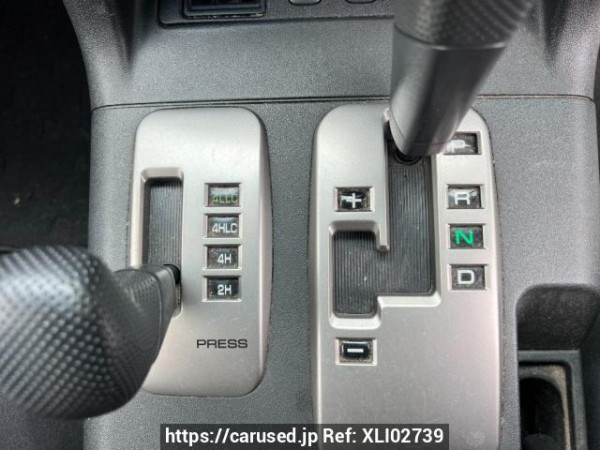 Used 2005 AT mitsubishi pajero V73W Image[26]