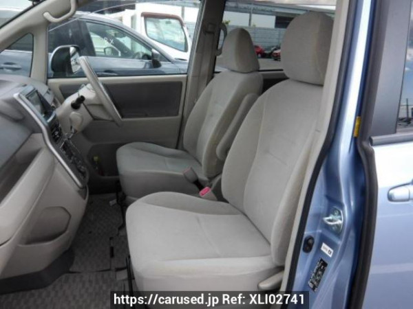 Used 2007 AT toyota noah ZRR70G Image[12]