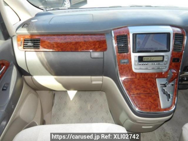 Used 2002 AT toyota alphard MNH10W Image[17]