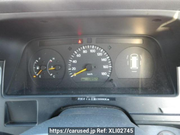 Used 2004 MT toyota regiusace-van TRH112V Image[20]