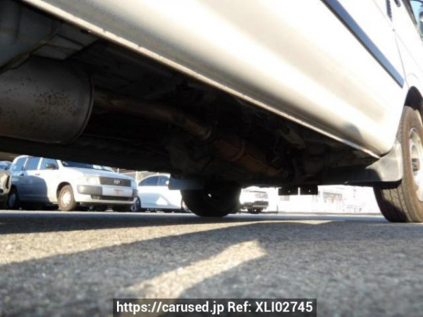 Used 2004 MT toyota regiusace-van TRH112V Image[28]