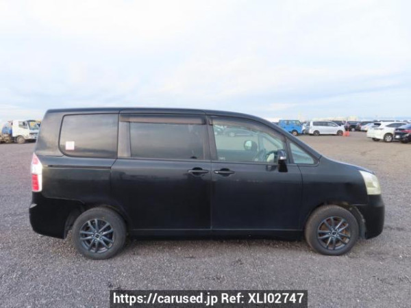 Used 2010 AT toyota noah ZRR70G Image[7]