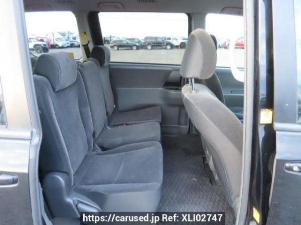 Used 2010 AT toyota noah ZRR70G Image[16]
