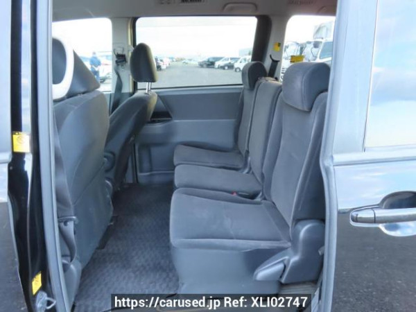 Used 2010 AT toyota noah ZRR70G Image[18]