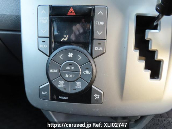 Used 2010 AT toyota noah ZRR70G Image[30]