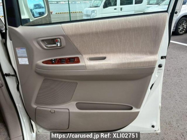 Used 2003 AT toyota noah AZR60G Image[18]