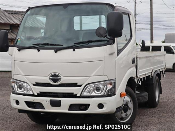 Used 2020 MT hino dutro XZU605M Image[0]
