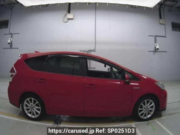 Used 2014 AT toyota prius-alpha ZVW41W Image[2]