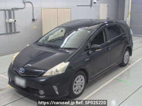 Used 2013 AT toyota prius-alpha ZVW41W Image[0]