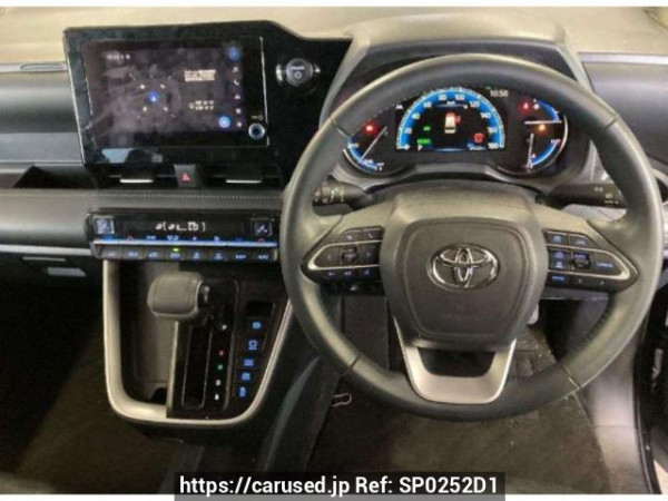Used 2024 AT toyota voxy ZWR90W Image[2]