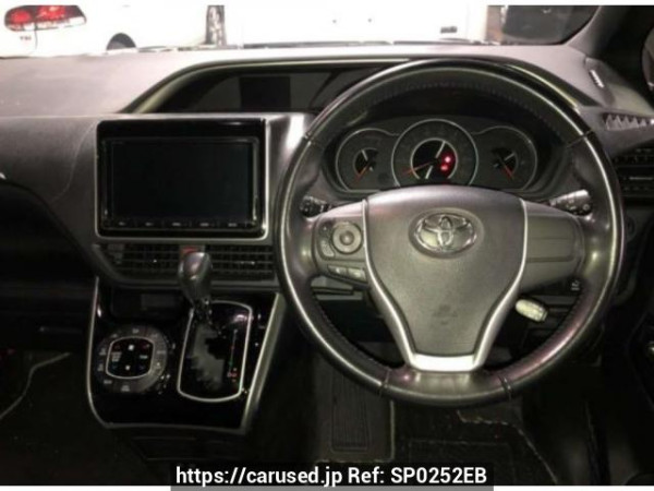 Used 2018 AT toyota voxy ZRR80W Image[2]