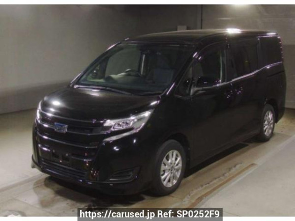 Used 2020 AT toyota noah ZWR80G Image[0]