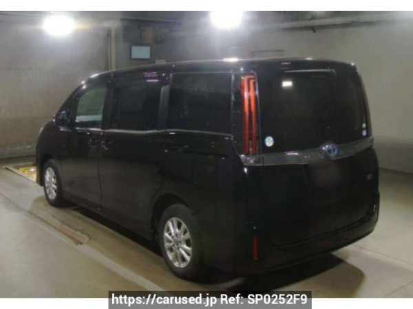 Used 2020 AT toyota noah ZWR80G Image[1]