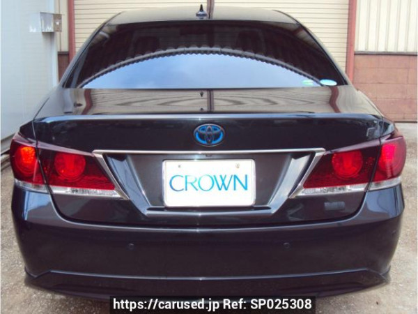 Used 2014 AT toyota crown-hybrid AWS210 Image[1]