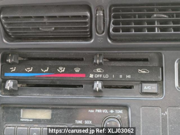 Used 2002 AT toyota hiace-van RZH112V Image[22]