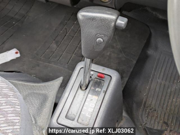 Used 2002 AT toyota hiace-van RZH112V Image[24]