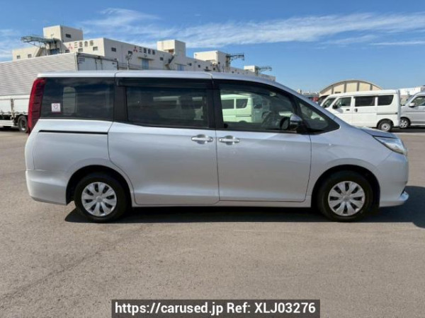 Used 2014 AT toyota noah ZRR80G Image[7]