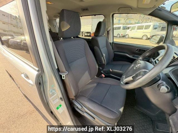 Used 2014 AT toyota noah ZRR80G Image[12]
