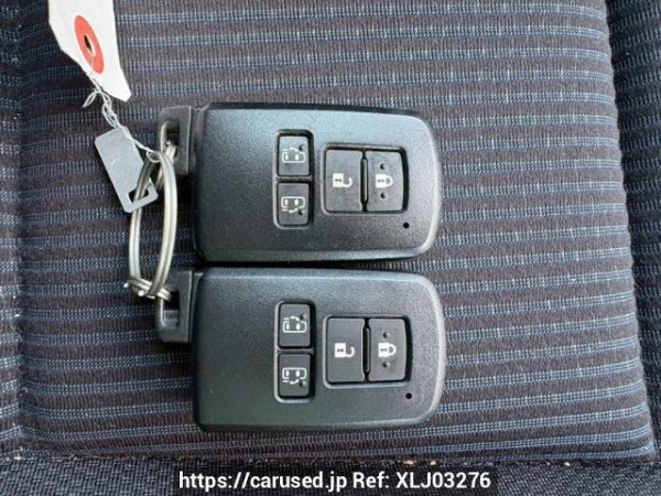 Used 2014 AT toyota noah ZRR80G Image[31]