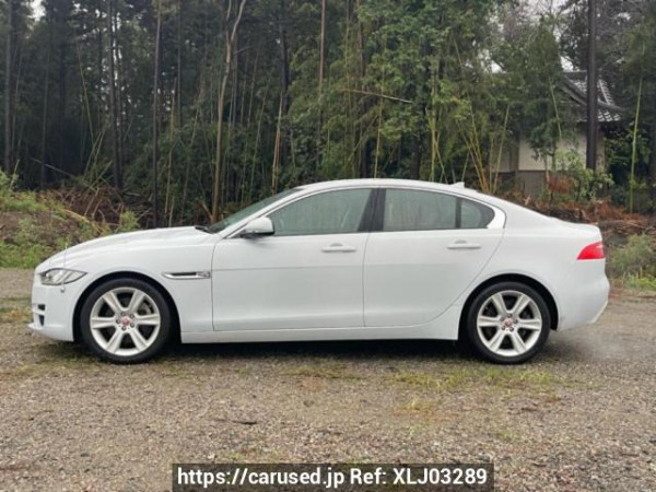 Used 2015 AT jaguar xe JA2GA Image[3]